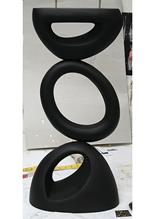 Anya Hindmarch Handbag stand Christmas 09 form 2