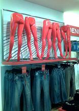 DPUniversal Display Jean Leg