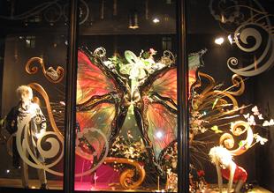 Harvey Nichols Christmas 09 Frame 6