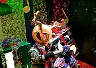 harvey Nichols Christmas Window 2010 8