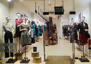 Universal Display bespoke work for Hobbs London, photo 9