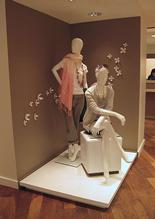 Loft Solar Mannequins Frame 7