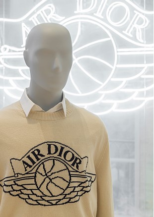 Dior x Air Jordan 18