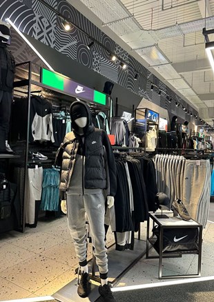 FootAsylum Bespoke Mannequins_8