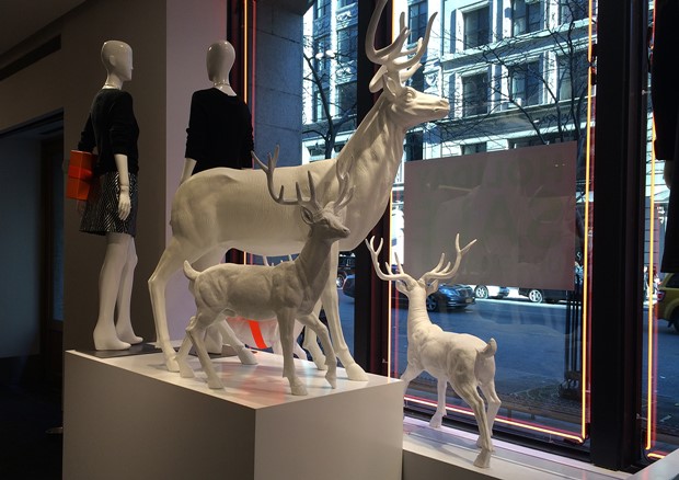 Joe Fresh Christmas Universal Display Frame 5
