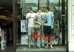 Monsoon Window Universal Display bespoke Mannequin Frame 6