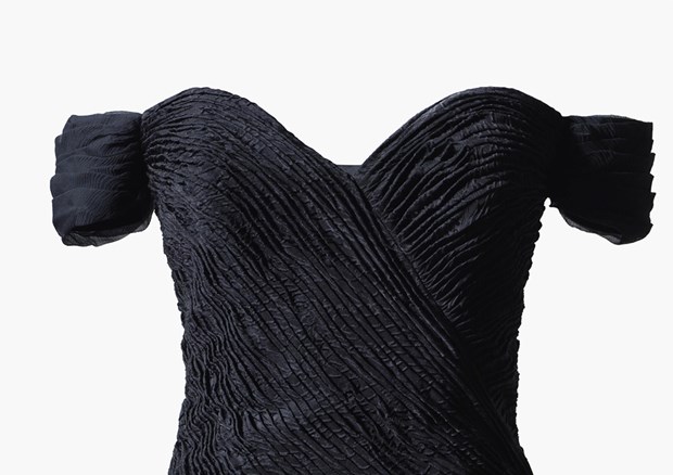 Sotheby's Princess Diana The Revenge Dress_10