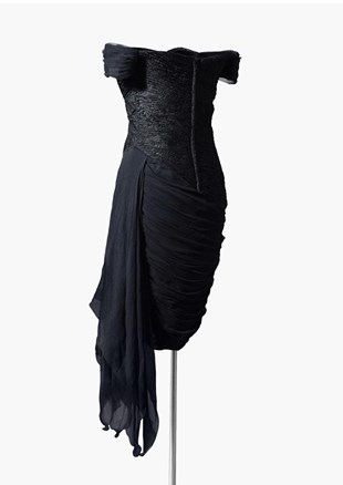 Sotheby's Princess Diana The Revenge Dress_4