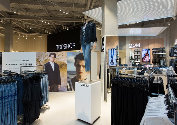 Topshop Jeans Universal Display 2
