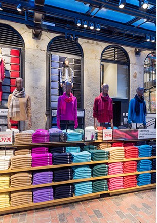 Uniqlo NY 11