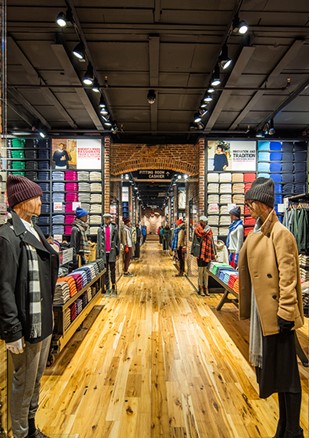 Uniqlo NY 8
