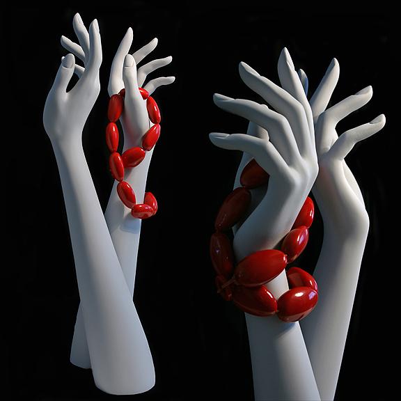 Dialogue hands