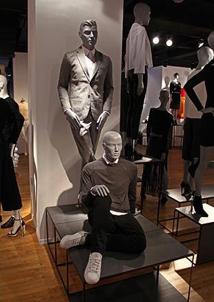 Universal Display New York Showroom 2015